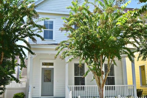 House in Celebration, Florida 3 bedrooms, 167.6 sq.m. № 1903021 - photo 1