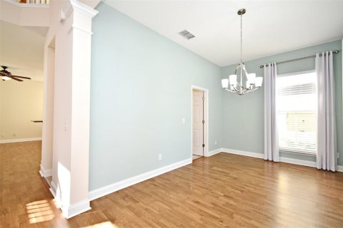 House in Celebration, Florida 3 bedrooms, 167.6 sq.m. № 1903021 - photo 3