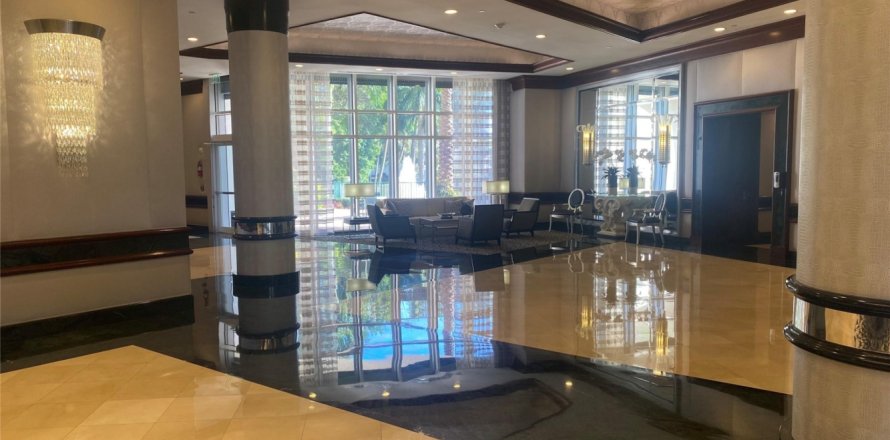 Condo in Fort Lauderdale, Florida, 2 bedrooms  № 913046
