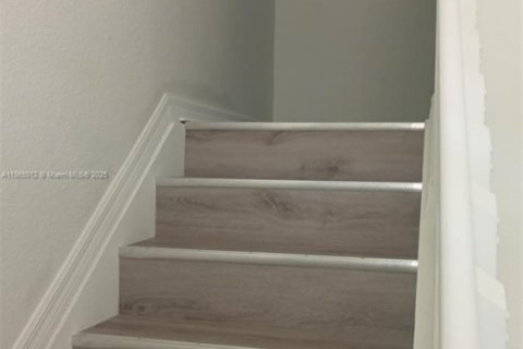 Adosado en alquiler en North Lauderdale, Florida, 3 dormitorios, 118.91 m2 № 1893249 - foto 14