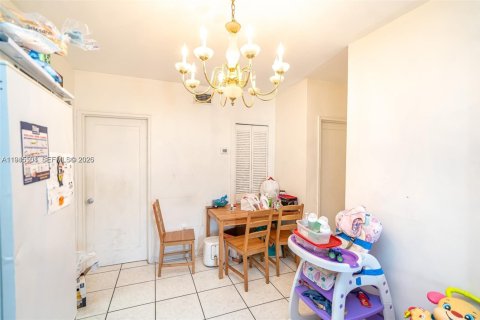 Propiedad comercial en venta en Miami, Florida, 206.24 m2 № 2003183 - foto 8