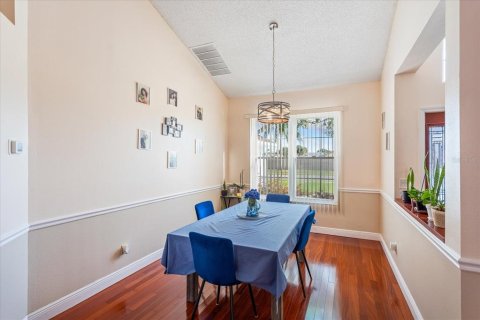 Villa ou maison à vendre à Orlando, Floride: 3 chambres, 204.2 m2 № 2152345 - photo 4