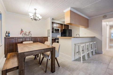 Condo in Tampa, Florida, 2 bedrooms  № 1581202 - photo 13