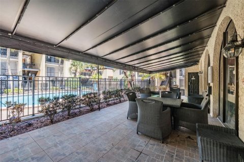 Condo in Tampa, Florida, 2 bedrooms  № 1581202 - photo 22