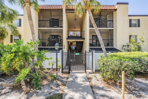 Condo in Tampa, Florida, 2 bedrooms  № 1581202 - photo 28