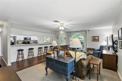 House in Orlando, Florida 5 bedrooms, 274.34 sq.m. № 1746459 - photo 25