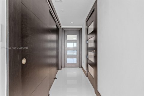 Купить кондоминиум в Майами, Флорида 2 спальни, 139.35м2, № 2051633 - фото 17