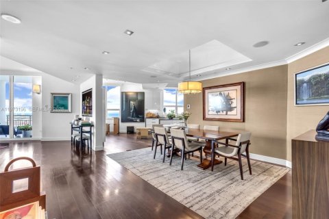 Купить кондоминиум в Майами, Флорида 3 спальни, 218.6м2, № 2048490 - фото 9