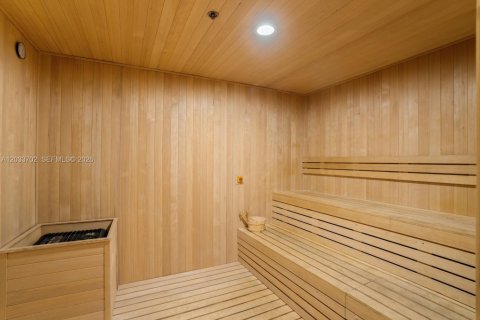 Appartement à louer à Miami, Floride: 2 chambres, 105.44 m2 № 2078024 - photo 19