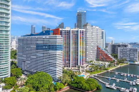 Copropriété à vendre à Miami, Floride: 2 chambres, 122.26 m2 № 1406139 - photo 25
