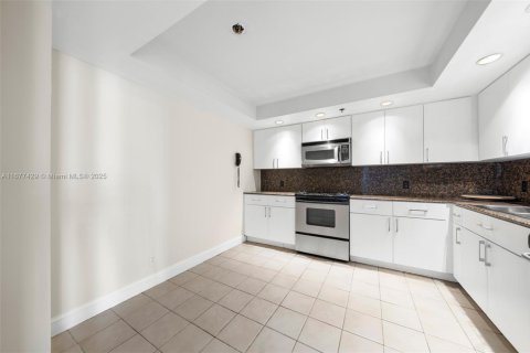 Copropriété à vendre à Miami, Floride: 2 chambres, 122.26 m2 № 1406139 - photo 5