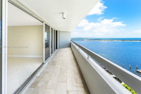 Copropriété à vendre à Miami, Floride: 2 chambres, 122.26 m2 № 1406139 - photo 19