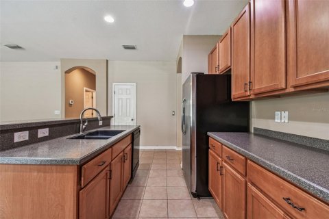 House in Wesley Chapel, Florida 3 bedrooms, 184.5 sq.m. № 1853828 - photo 20