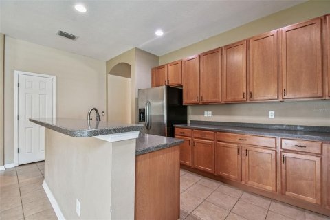 House in Wesley Chapel, Florida 3 bedrooms, 184.5 sq.m. № 1853828 - photo 16