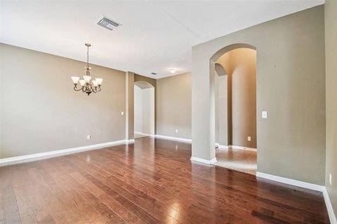 House in Wesley Chapel, Florida 3 bedrooms, 184.5 sq.m. № 1853828 - photo 10