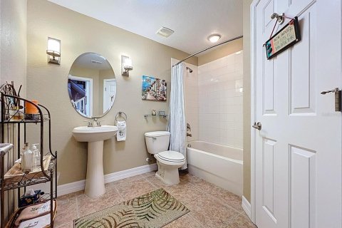 Adosado en venta en Tarpon Springs, Florida, 3 dormitorios, 222.97 m2 № 1631973 - foto 21