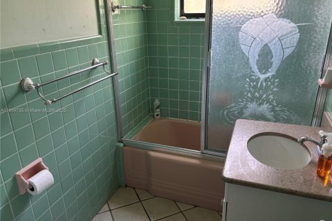Villa ou maison à louer à South Miami, Floride: 3 chambres, 133.04 m2 № 1959680 - photo 9