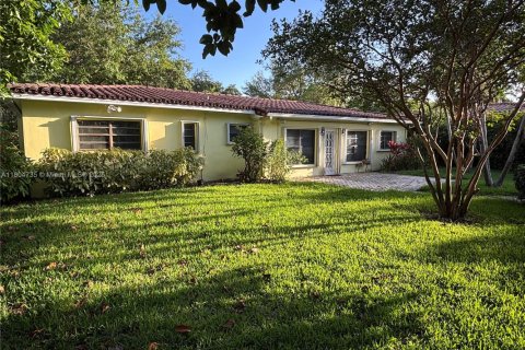 Villa ou maison à louer à South Miami, Floride: 3 chambres, 133.04 m2 № 1959680 - photo 11