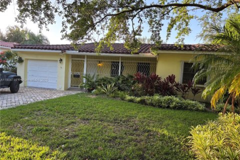Villa ou maison à louer à South Miami, Floride: 3 chambres, 133.04 m2 № 1959680 - photo 19