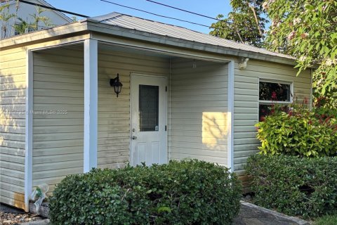 Villa ou maison à louer à South Miami, Floride: 3 chambres, 133.04 m2 № 1959680 - photo 10