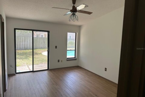 House in Palm Harbor, Florida 3 bedrooms, 153.47 sq.m. № 1718970 - photo 3
