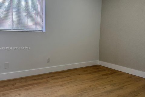 Casa en venta en Dania Beach, Florida, 3 dormitorios, 115.01 m2 № 1993730 - foto 21