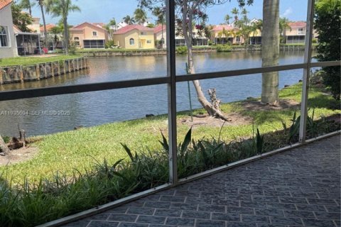 Casa en venta en Dania Beach, Florida, 3 dormitorios, 115.01 m2 № 1993730 - foto 15