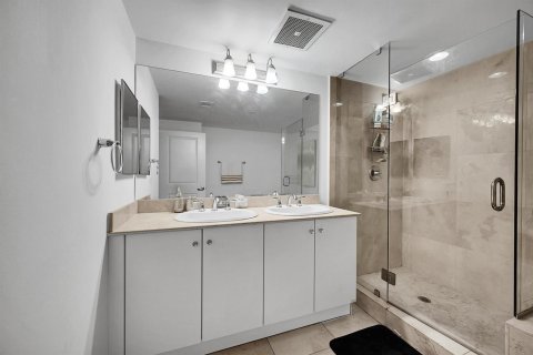 Copropriété à vendre à Boynton Beach, Floride: 3 chambres, 116.5 m2 № 2077797 - photo 19