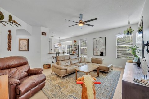 House in Mount Dora, Florida 4 bedrooms, 246.75 sq.m. № 2101629 - photo 22