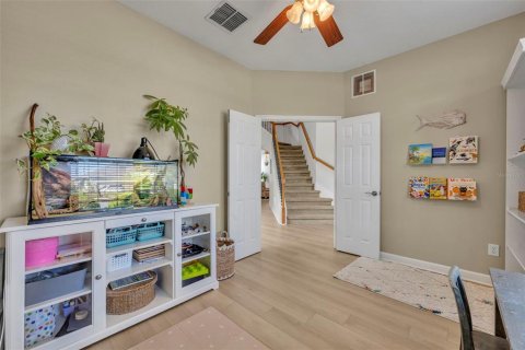 House in Mount Dora, Florida 4 bedrooms, 246.75 sq.m. № 2101629 - photo 18
