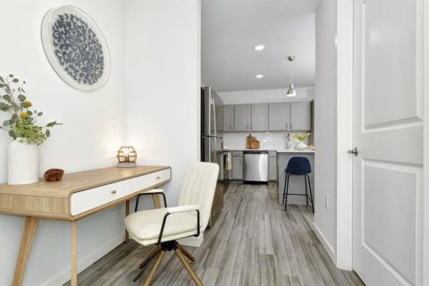 Apartamento en alquiler en Apopka, Florida, 3 dormitorios, 127.74 m2 № 1724923 - foto 5