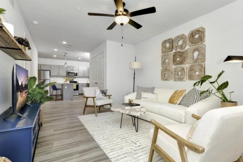 Apartamento en alquiler en Apopka, Florida, 3 dormitorios, 127.74 m2 № 1724923 - foto 3