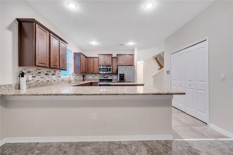 Villa ou maison à louer à Orlando, Floride: 4 chambres, 268.86 m2 № 1815656 - photo 16