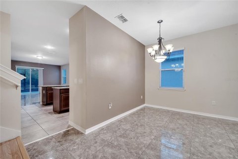 Villa ou maison à louer à Orlando, Floride: 4 chambres, 268.86 m2 № 1815656 - photo 11