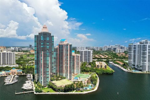 Condominio en venta en Aventura, Florida, 1 dormitorio, 74.32 m2 № 1689472 - foto 26