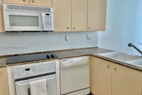 Condominio en venta en Aventura, Florida, 1 dormitorio, 74.32 m2 № 1689472 - foto 7