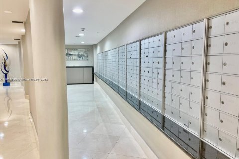 Condominio en venta en Aventura, Florida, 1 dormitorio, 74.32 m2 № 1689472 - foto 30