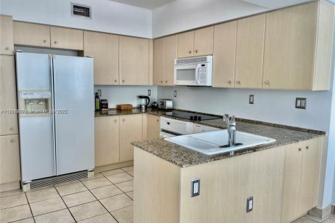Condominio en venta en Aventura, Florida, 1 dormitorio, 74.32 m2 № 1689472 - foto 6