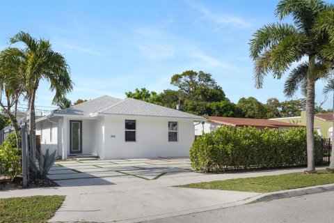 House in West Palm Beach, Florida 4 bedrooms, 149.57 sq.m. № 1797103 - photo 16