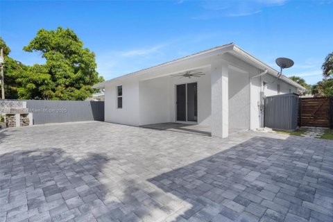 House in West Palm Beach, Florida 4 bedrooms, 149.57 sq.m. № 1797103 - photo 10