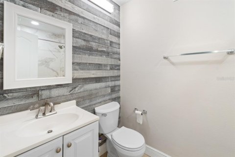 Condominio en alquiler en Orlando, Florida, 2 dormitorios, 102.1 m2 № 2321712 - foto 12