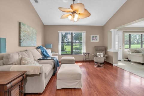 Copropriété à vendre à New Port Richey, Floride: 2 chambres, 137.68 m2 № 2411418 - photo 5
