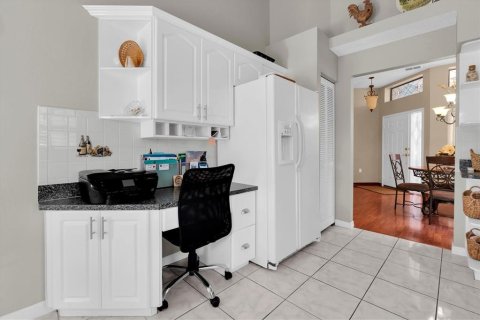 Copropriété à vendre à New Port Richey, Floride: 2 chambres, 137.68 m2 № 2411418 - photo 12