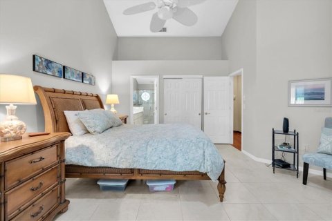 Copropriété à vendre à New Port Richey, Floride: 2 chambres, 137.68 m2 № 2411418 - photo 18