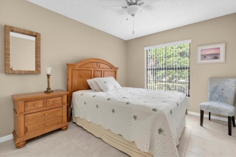 Copropriété à vendre à New Port Richey, Floride: 2 chambres, 137.68 m2 № 2411418 - photo 21