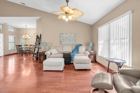 Copropriété à vendre à New Port Richey, Floride: 2 chambres, 137.68 m2 № 2411418 - photo 6