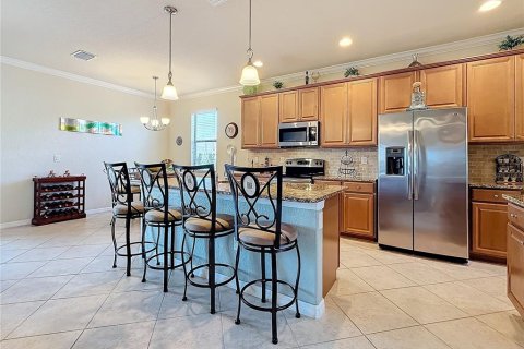Villa ou maison à louer à Bradenton, Floride: 4 chambres, 267.93 m2 № 1886374 - photo 9