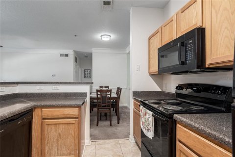 Condo in Bradenton, Florida, 2 bedrooms  № 1848221 - photo 8