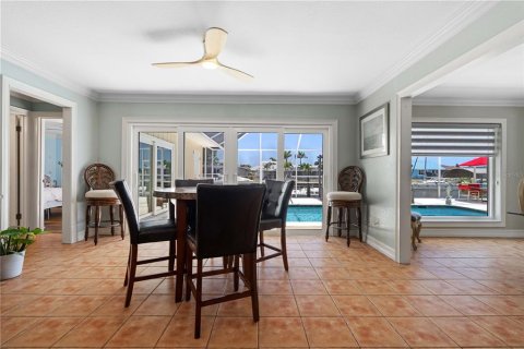Casa en venta en Port Charlotte, Florida, 4 dormitorios, 219.34 m2 № 1741159 - foto 26