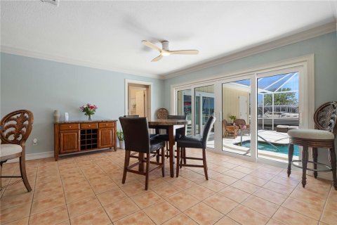 Casa en venta en Port Charlotte, Florida, 4 dormitorios, 219.34 m2 № 1741159 - foto 27